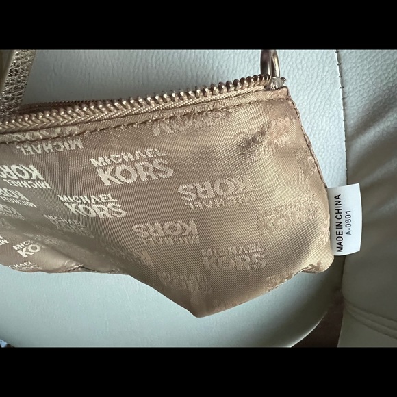 Michael Kors gold Snake skin print wristlet - Picture 6 of 7